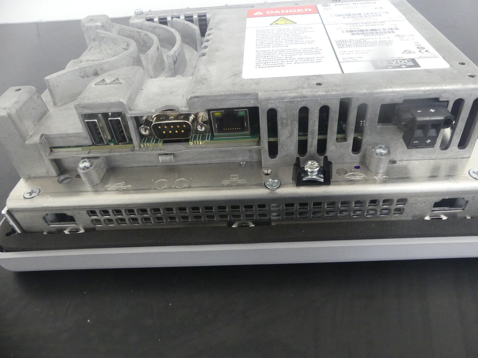 Allen Bradley 2711P-T7C4D8