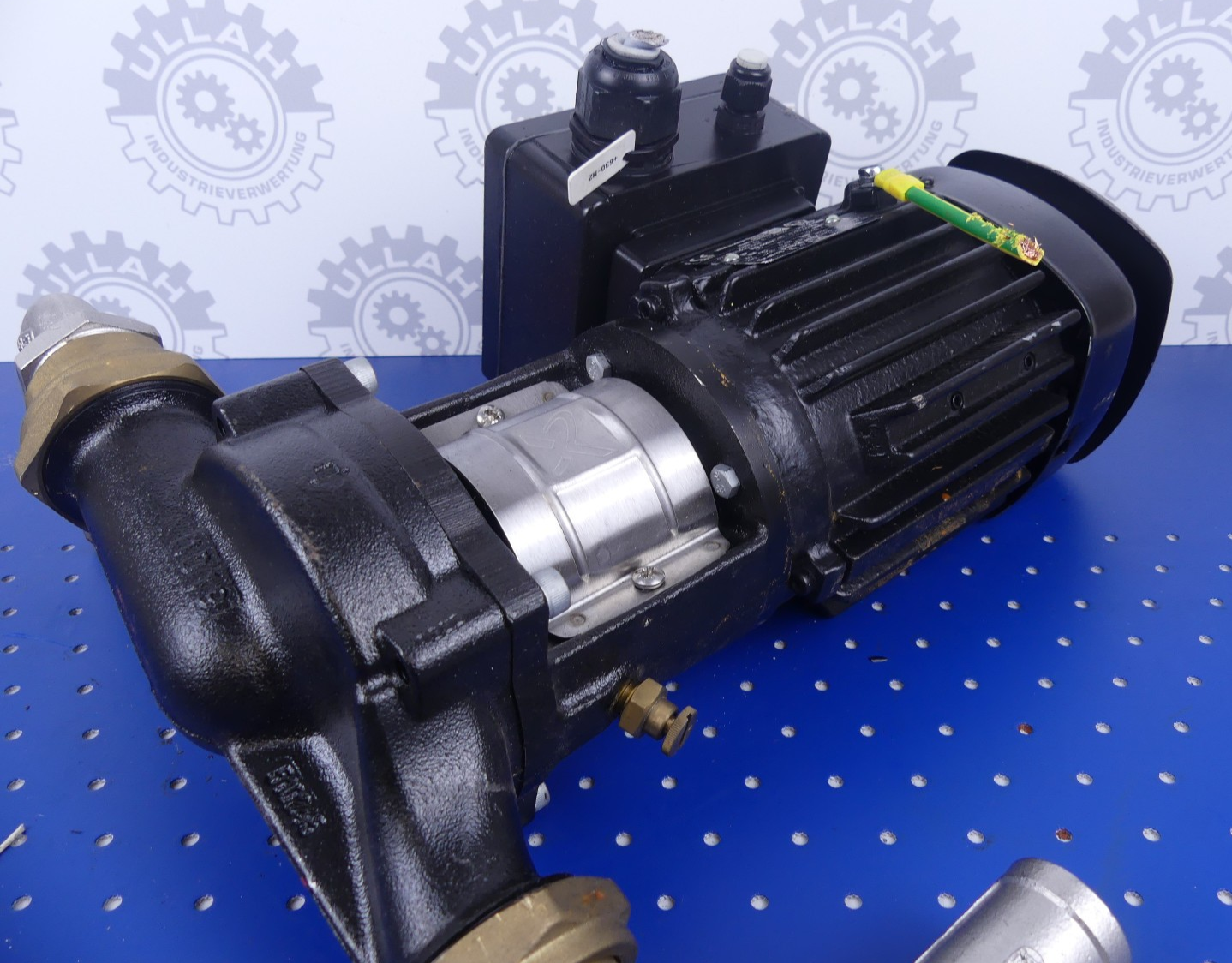Grundfos Pumpe TP 25-50/2 XE-O-A-BUBE Motor VEM KPER 63 K2/2292