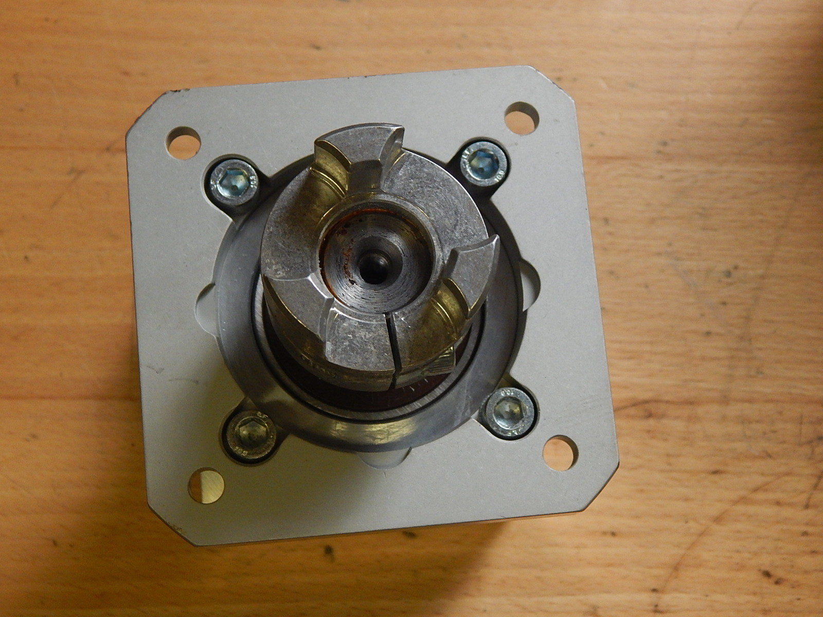 Neugart Getriebe PLE 80   i=4   F-Nr202018559 Used