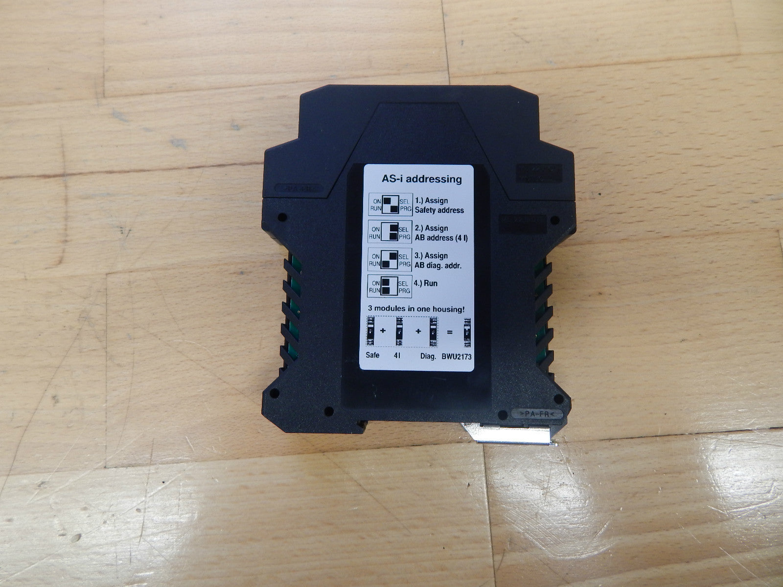 Bihl + Wiedemann BWU2173 ID-No. 15498  AS-i Safty Relay Output Module 