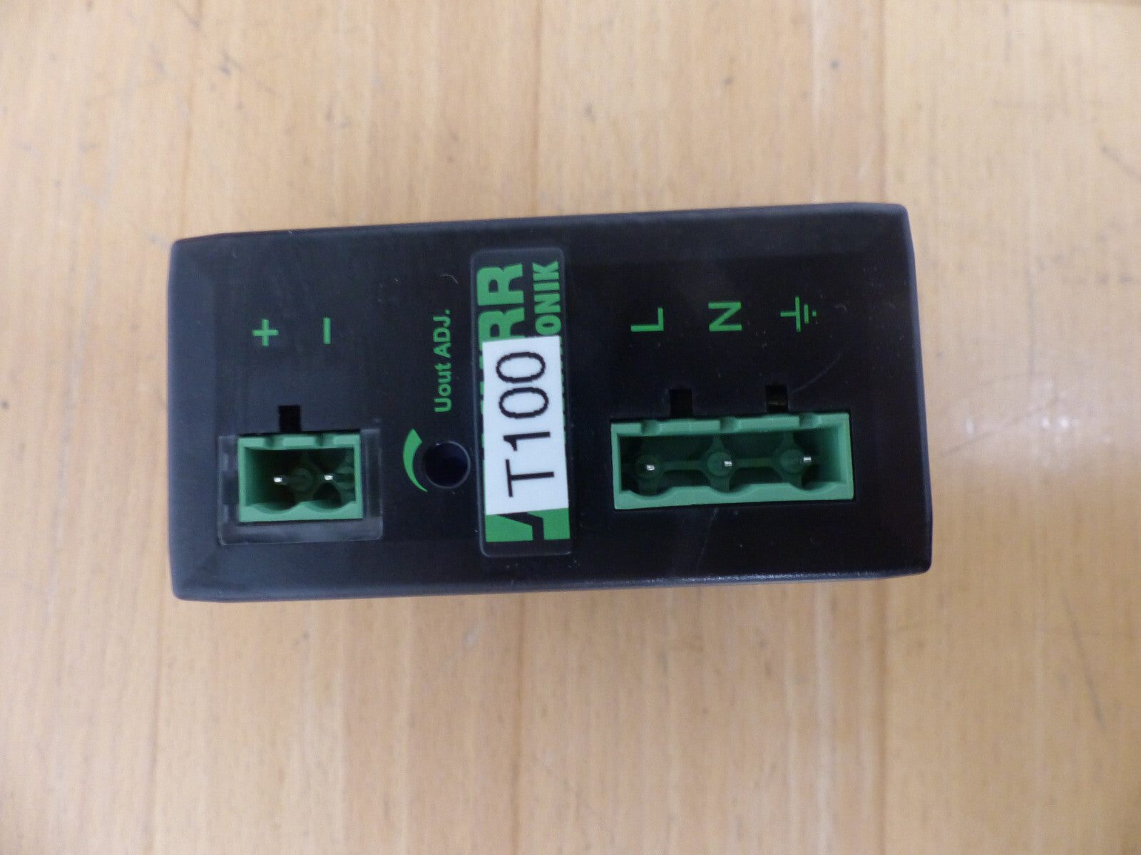 MURR ELEKTRONIK  SWITCH MODE POWER SUPPLY MCS-B 3-110-240/4-6