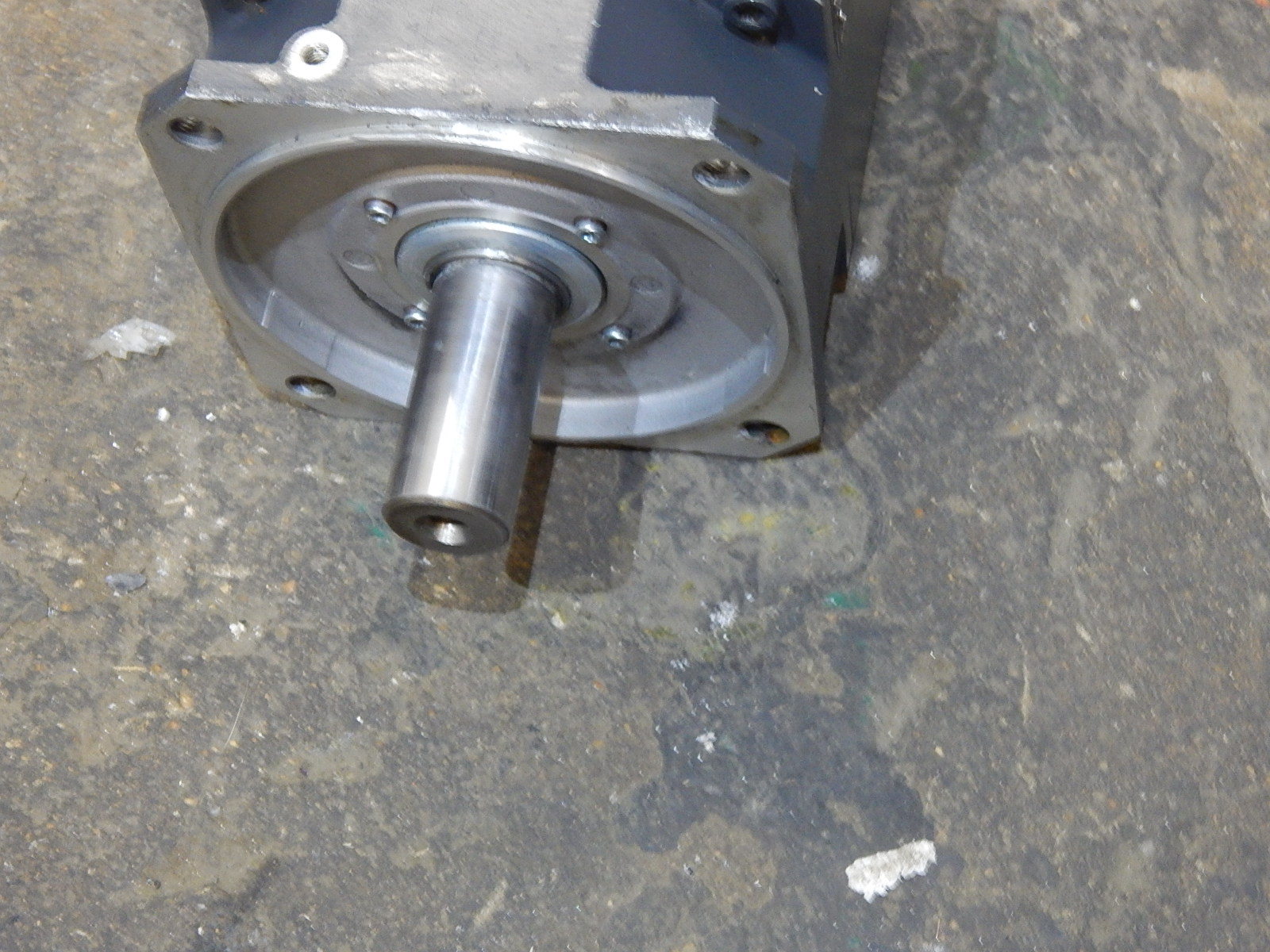 Siemens 3~Motor Typ:1FT6105-1AC71-3EG1 Used