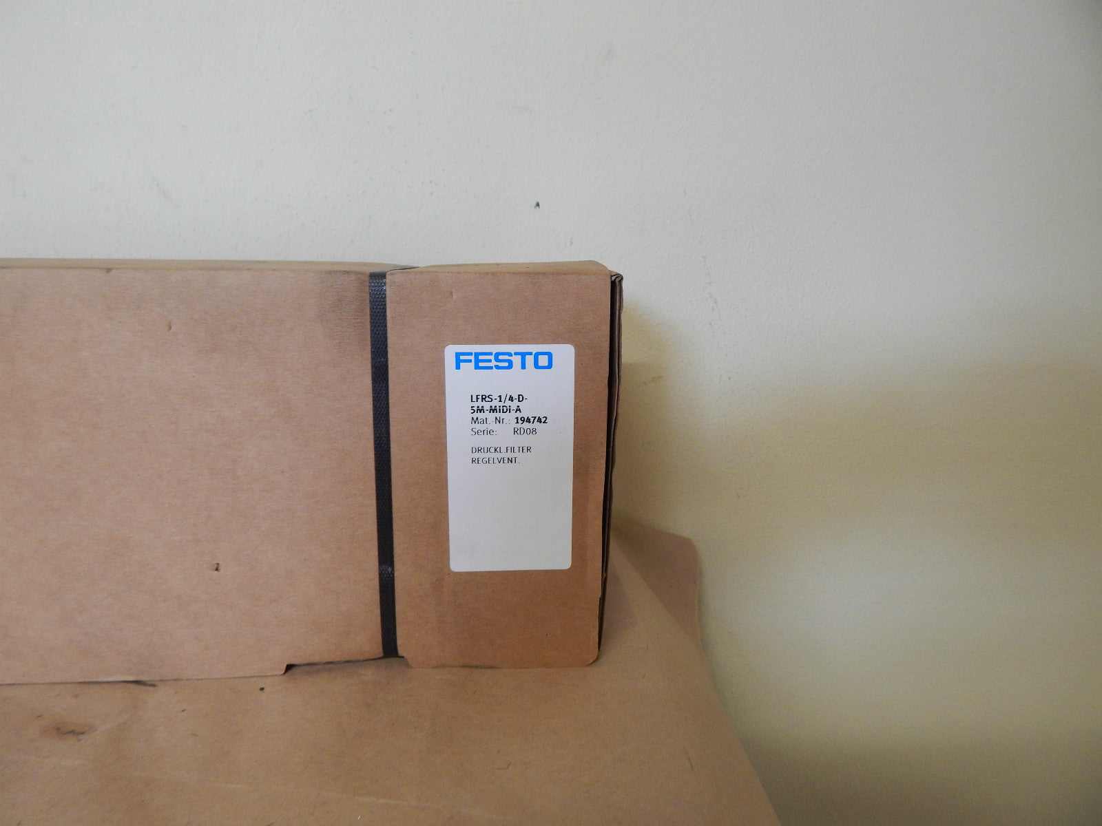 FESTO LFRS-1/4-D-5M-MIDI-A Druck.Filter Regelventil  NEW
