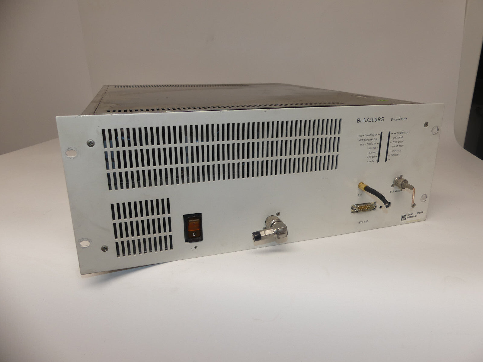 Bruker BLAX300RS 6-242 MHz VERSTÄRKER