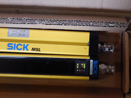 Sick 2x Lichtschranke MSLE02-15011
