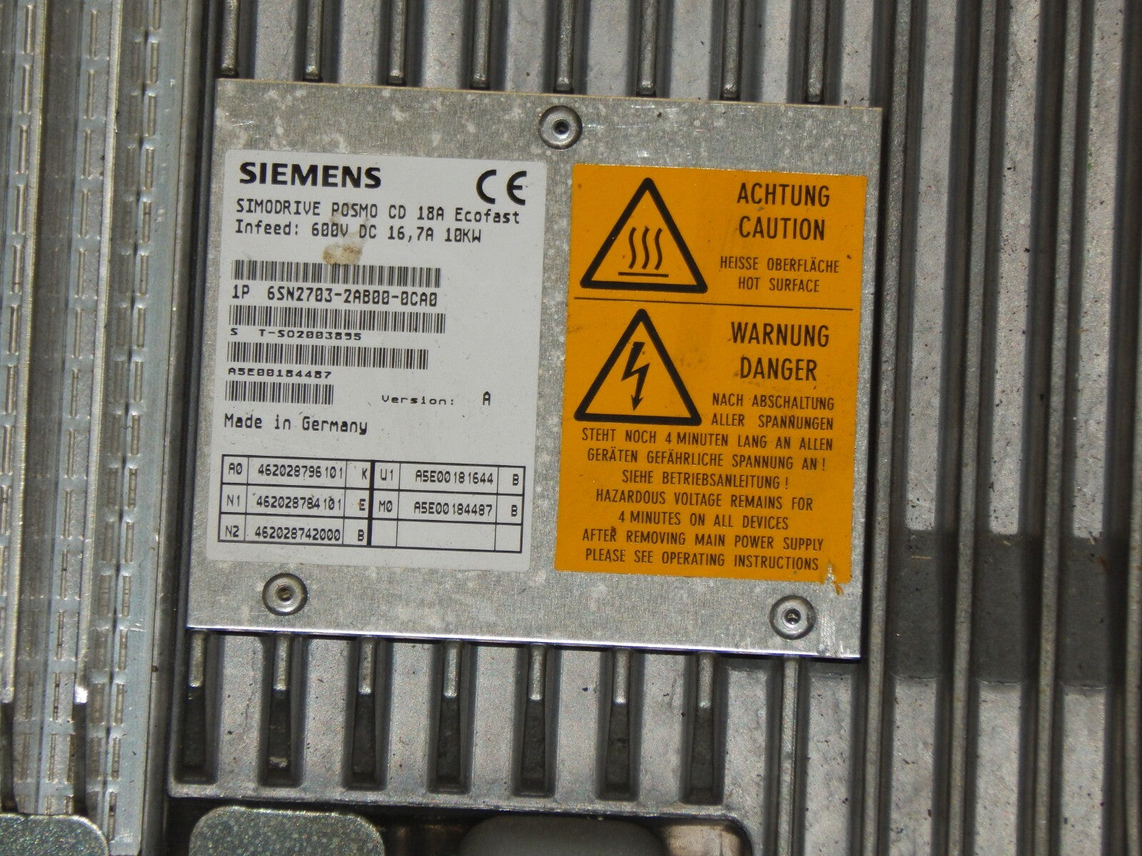  SIEMENS Simodrive Posmo  CD 18A Ecofast  6SN2703-2AB00-0CA0  used s.Bilder