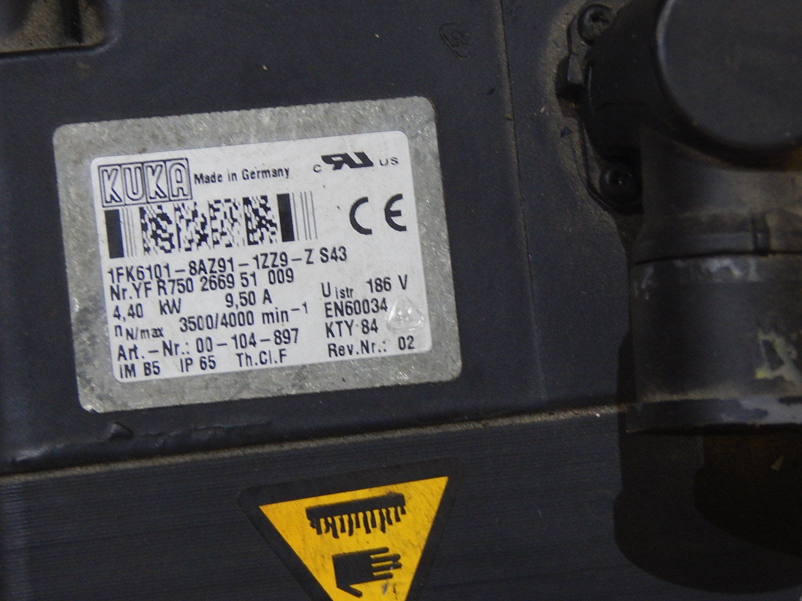 KUKA SERVOMOTOR 1FK6101-8AZ91-1ZZ9-Z S43 4.4KW 