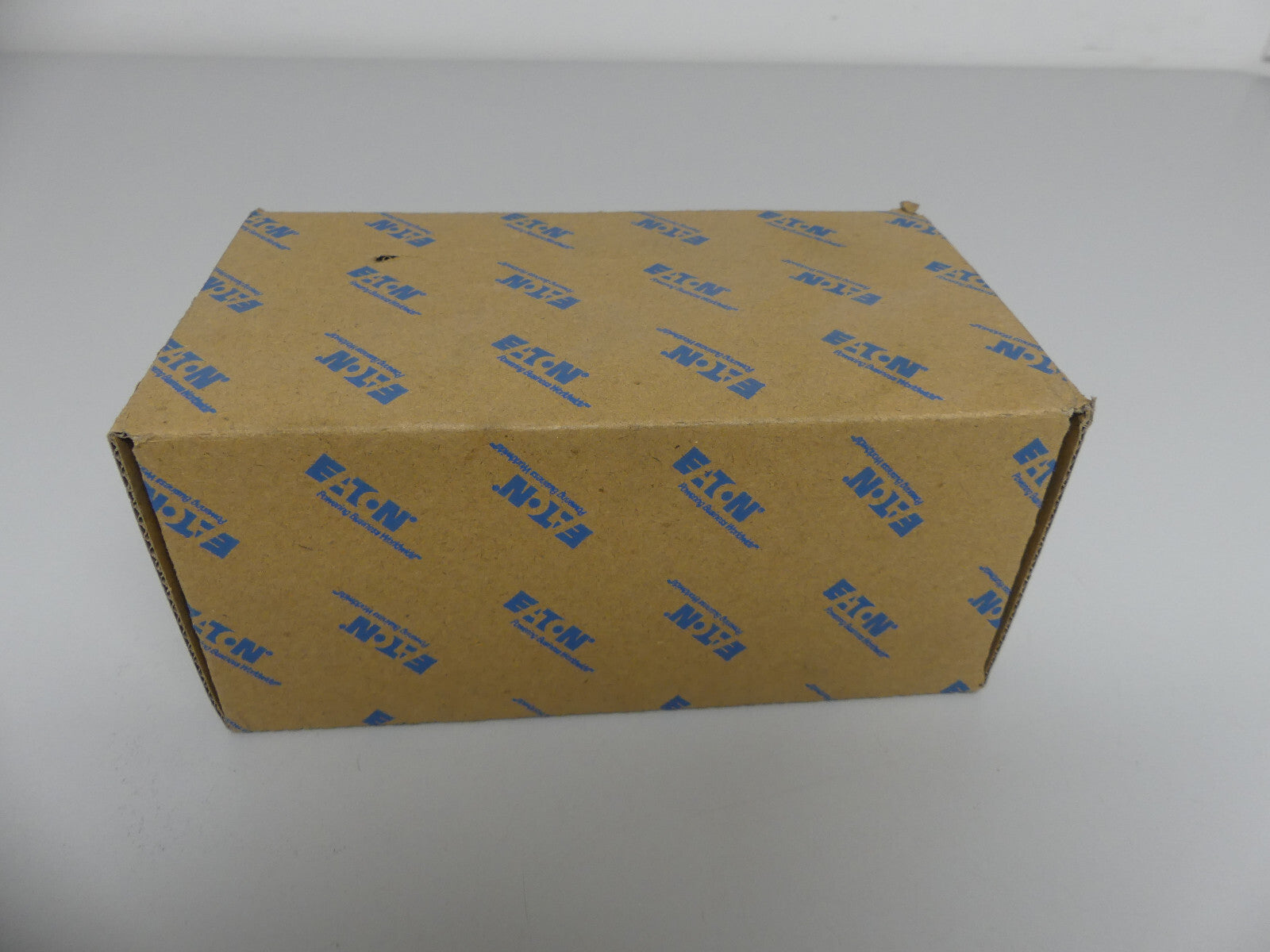 3x EATON CH142DIU