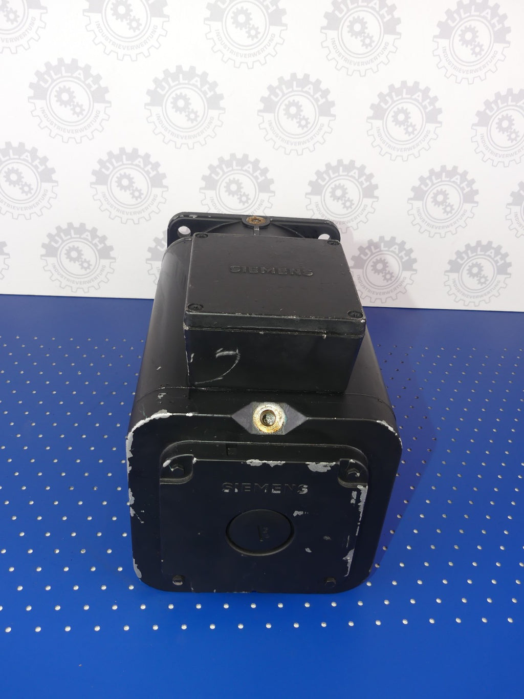 SIEMENS 1FT5102-0AA01-Z