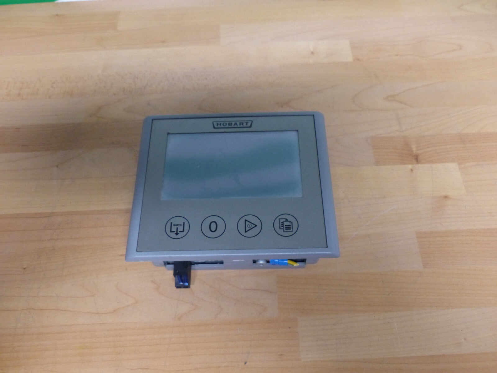 siemens  6av6 642-5bd10-0ht0 used