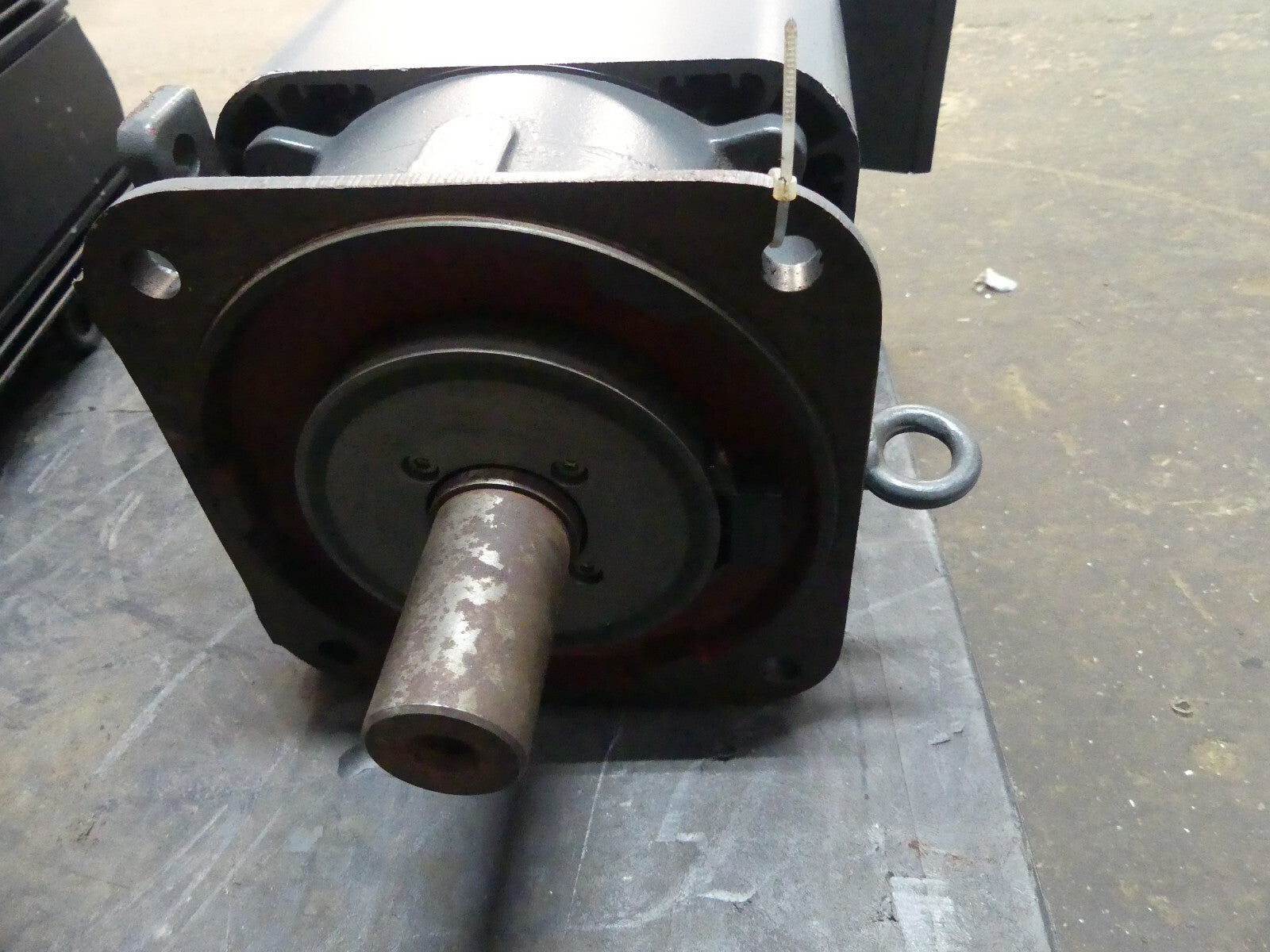 SIEMENS 1 PH6107-4NF46-Z   1PH6 107-4NF46-Z