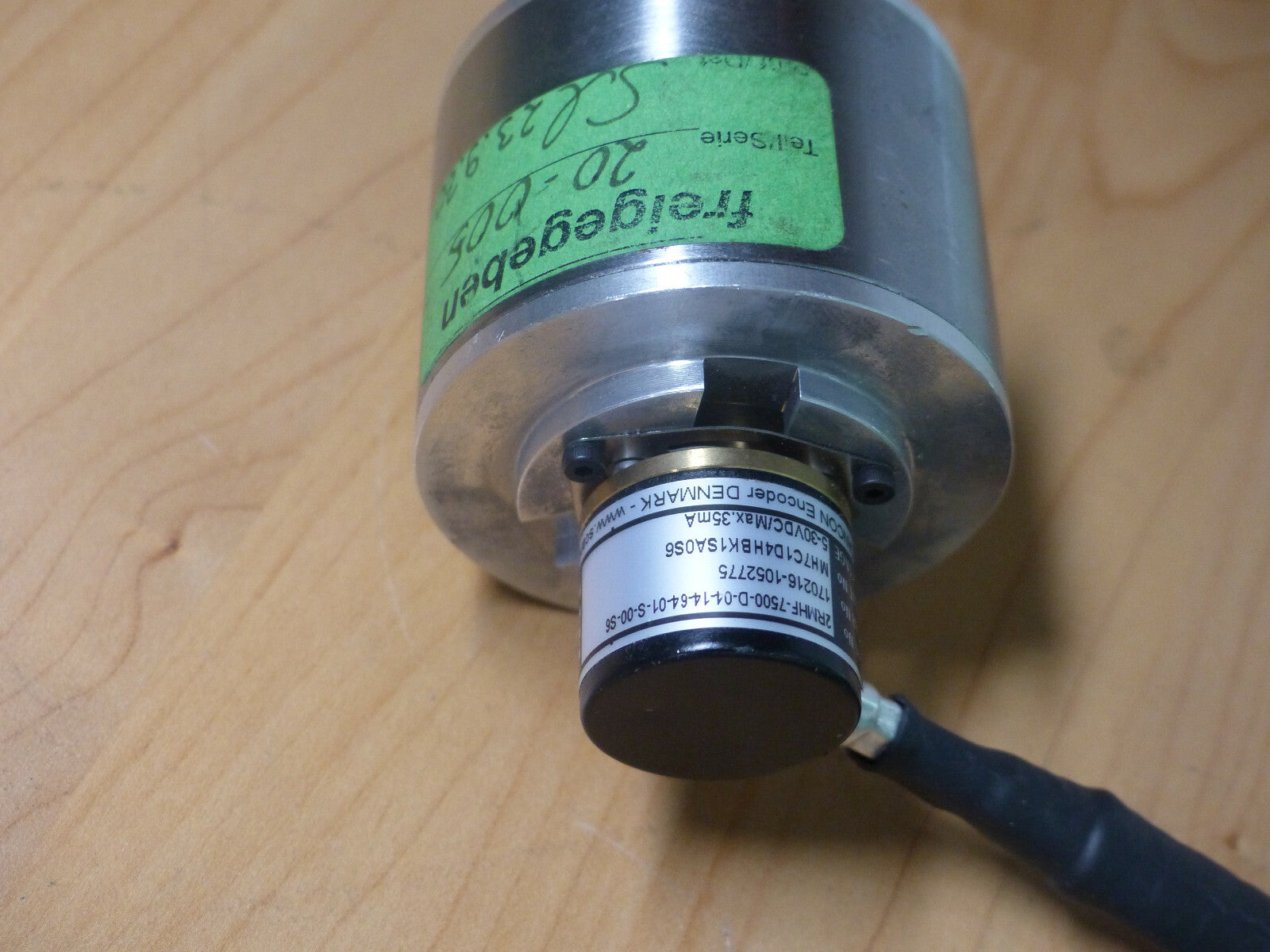 scancon 2rmhf-7500-d-04-14-64-01-s-00-s6 mit fischer motor ti 050-033-016 s.Bild