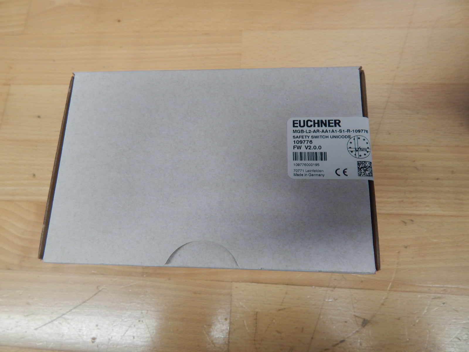 EUCHNER MGB-L2-AR-AA1A1-S1-R-109776 Safety Switch Unicode V2.0.0