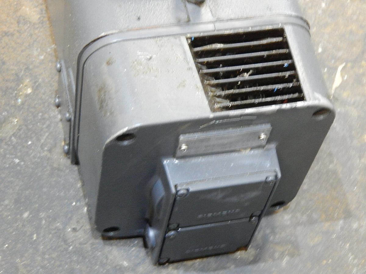  Siemens  3~Motor  1PH6101-4NF40-Z  used