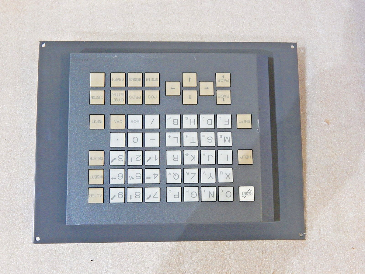 Fanuc A02B-0236-C327 /MBR MDI Operator Panel  Neuwertig 