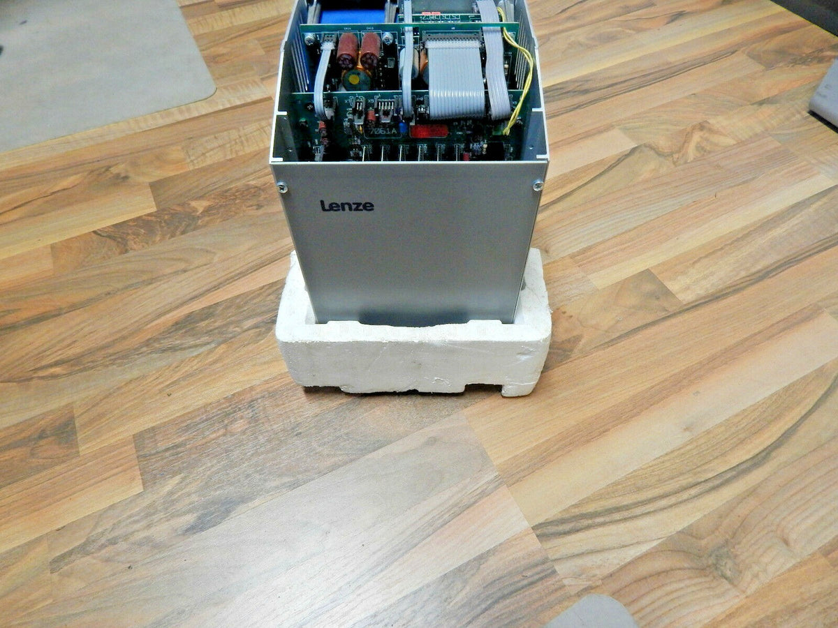 Lenze AC-762 E.7C Frequenzumrichter Frequenzumformer AC-762 E.7C