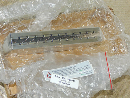 Hiwin    LMCBS1  SC2BD1A1  S/N.510M13041108 New