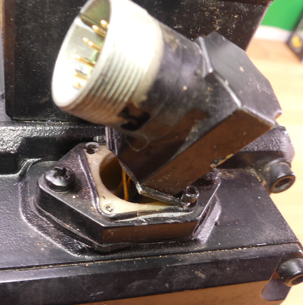 BAUMULLER DS 71.S   DS71.S Leicht Beschädgit s.Bilder