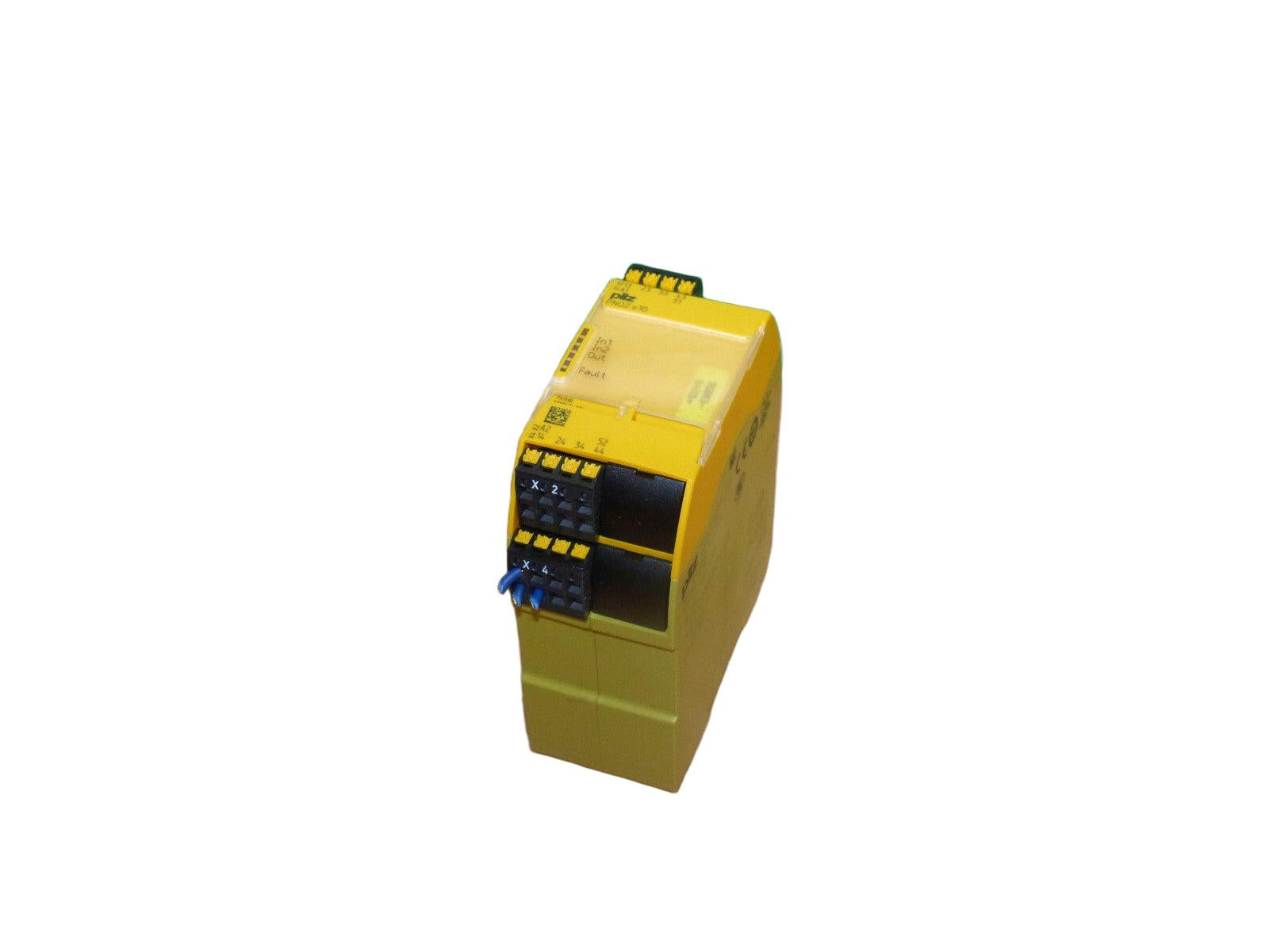 Pilz PNOZ s10 C 24VDC 4n/o 1n/c Ident.No:751110 used s.Bilder