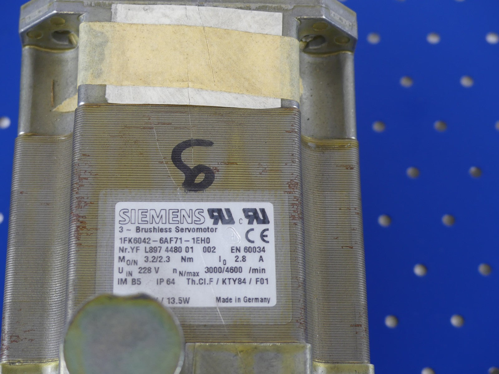 SIEMENS 1FK6042-6AF71-1EH0