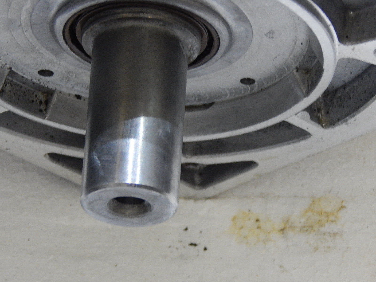 REXROTH INDRAMAT PERMANENT MAGNET MHD112C-024-PG3-BN SERVO MOTOR  Used