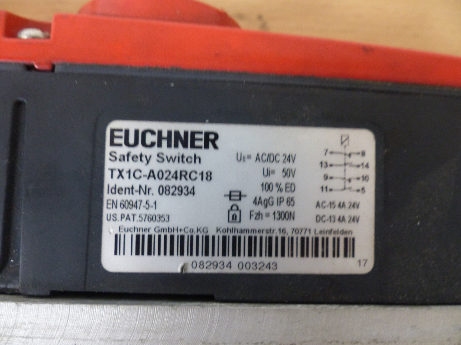 EUCHNER TX1C-A024RC18 Beschädigt