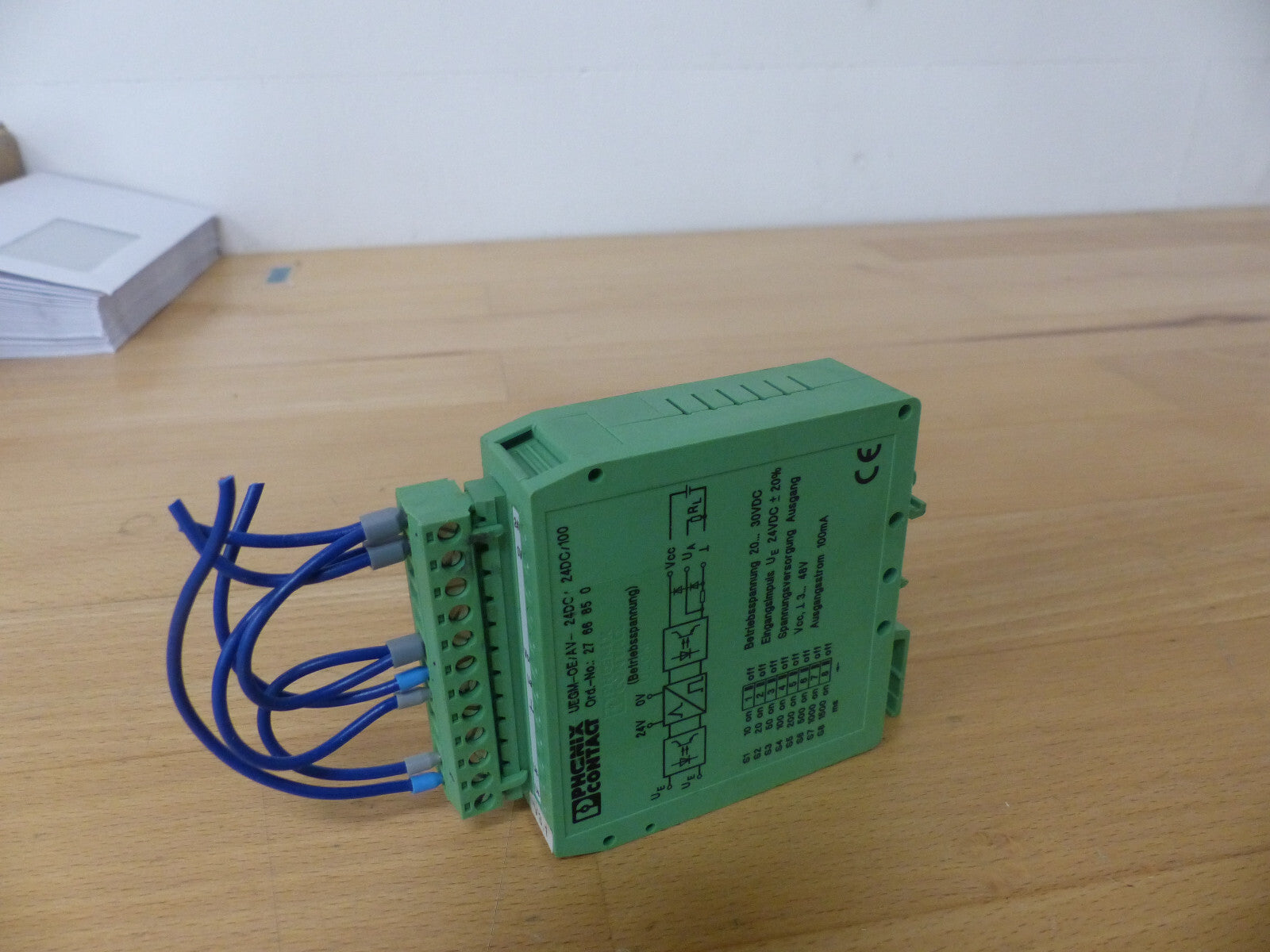 PHOENIX CONTACT UEGM-OE/AV-24DC/24DC/100