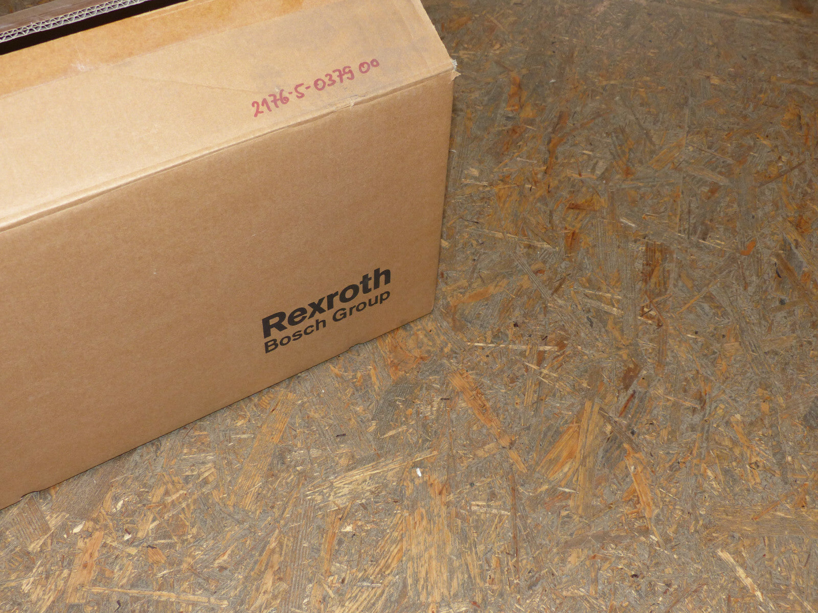 Rexroth MKD093B-035-KG1-RF Servomotor // MKD093B035KG1RF