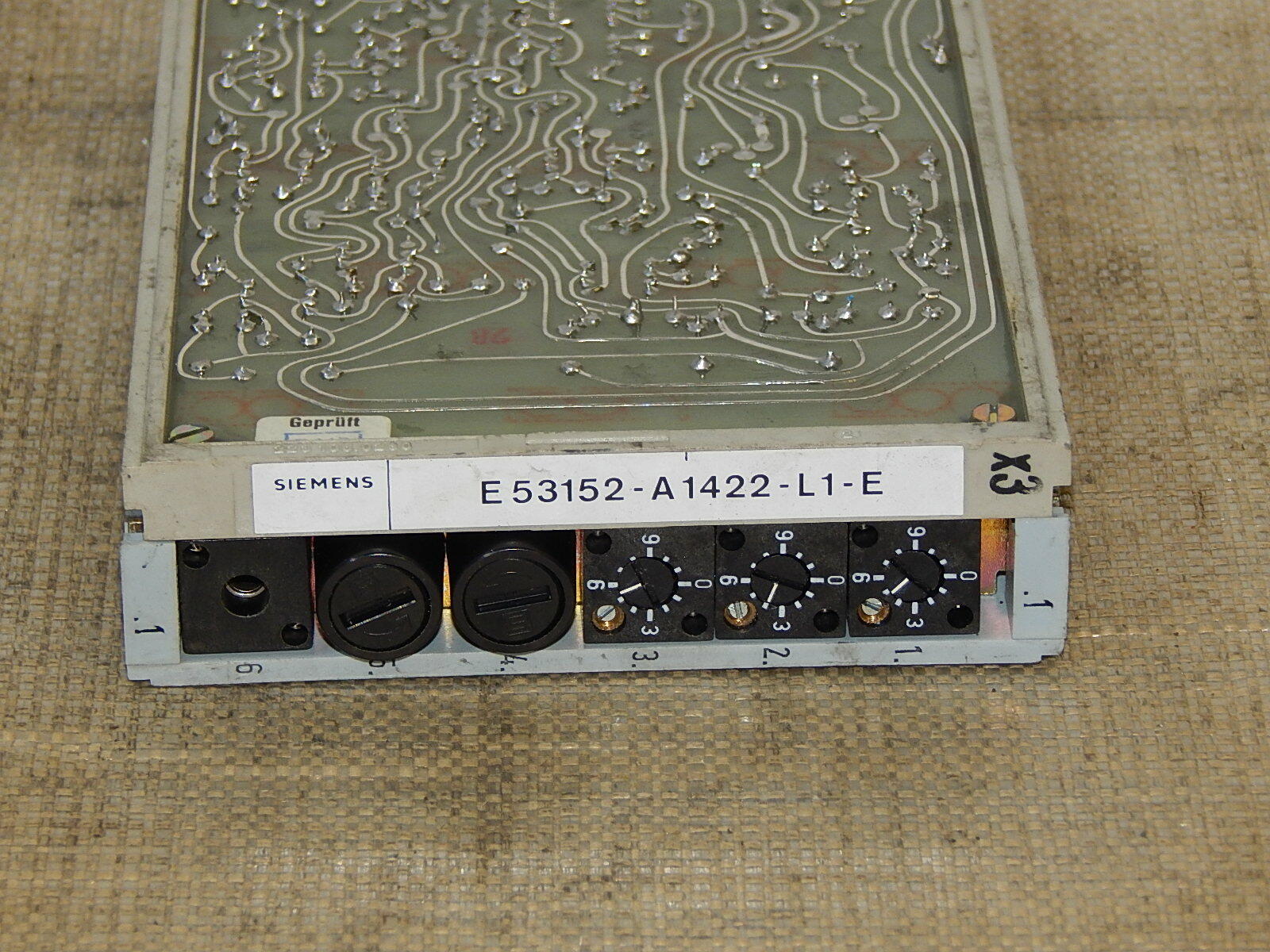 Siemens E53152-A1422-L1-E