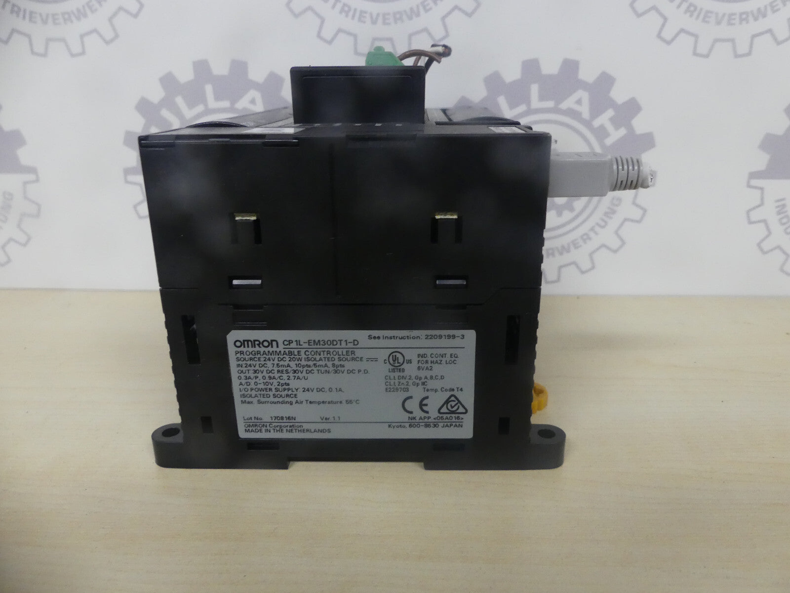 OMRON SYSMAC CP1L-EM30DT1-D