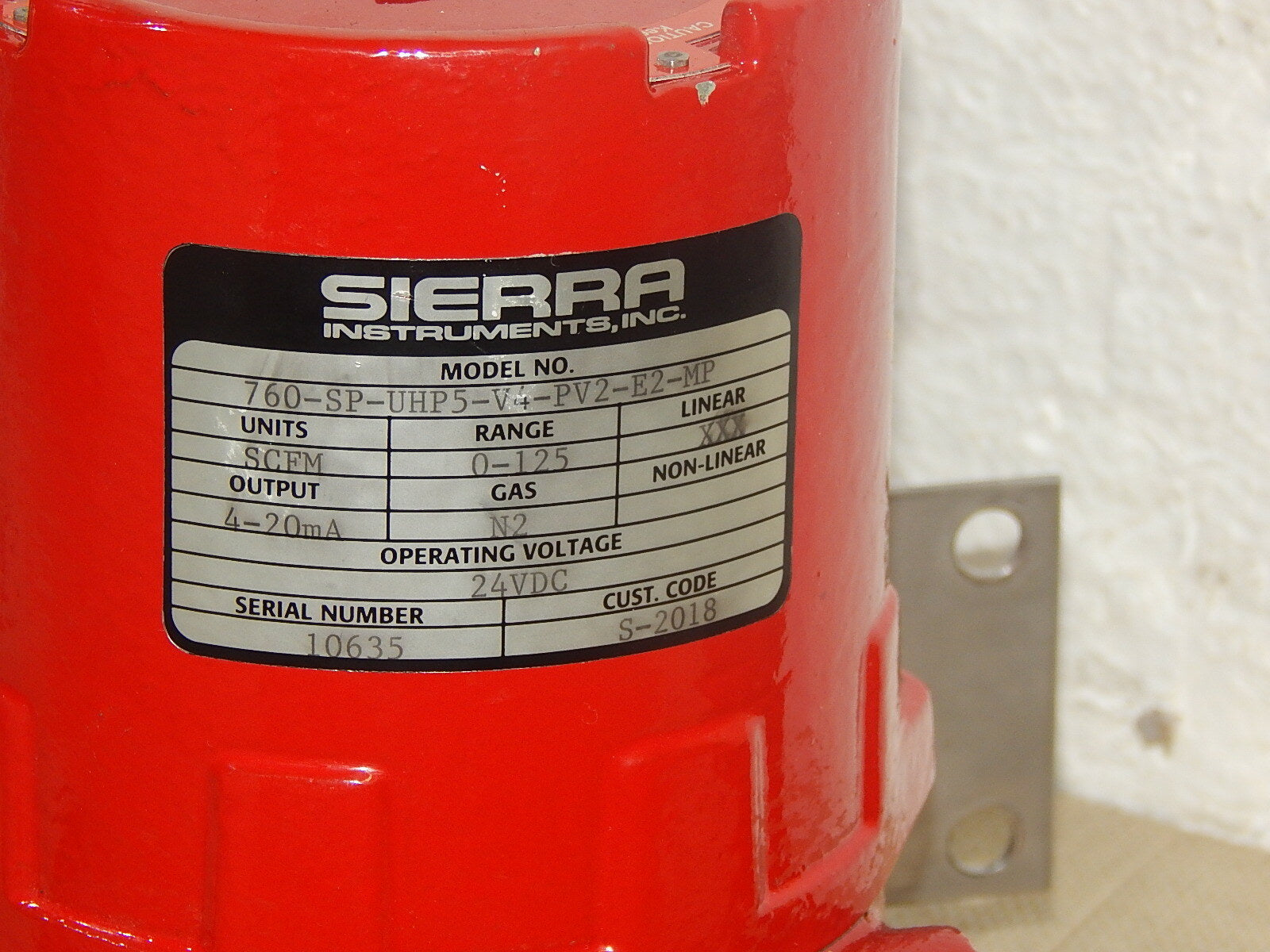  Sierra Instruments Modell: 760-SP-UHP5-V4-PV2-E2-MP / Units SCEM  s.Bilder