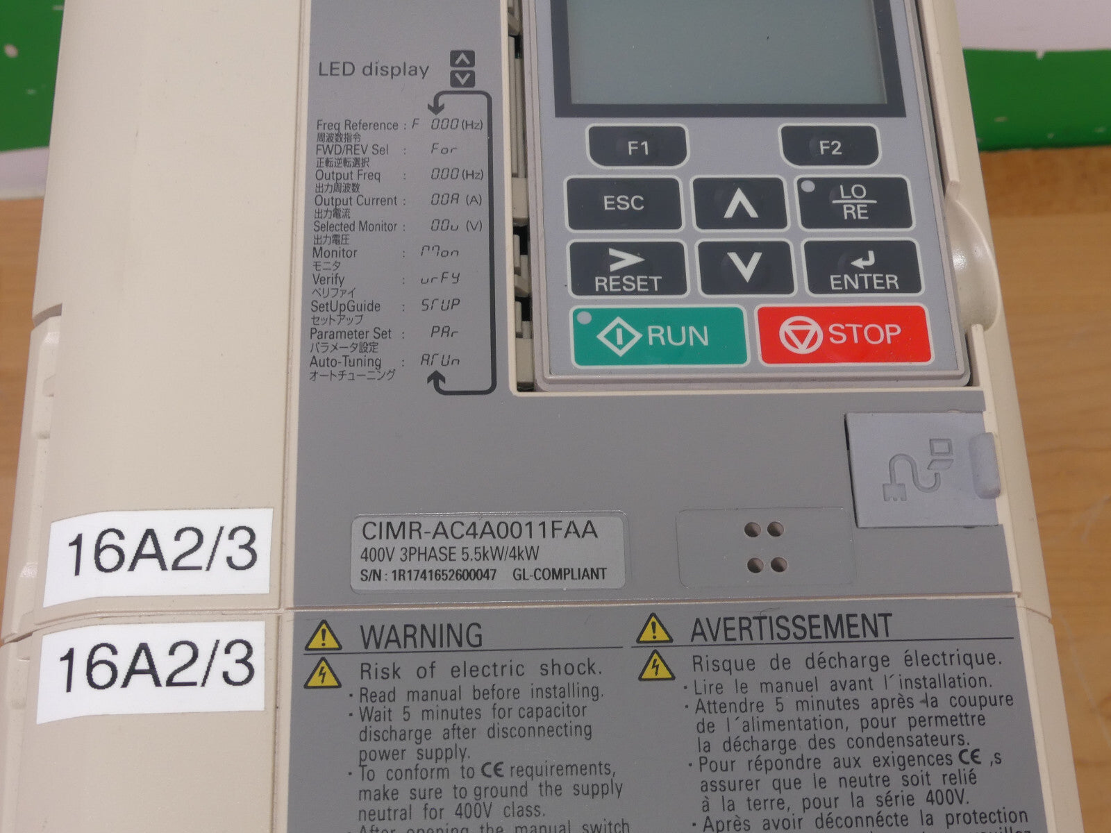 YASKAWA 1000  CIMR-AC4A0011FAA