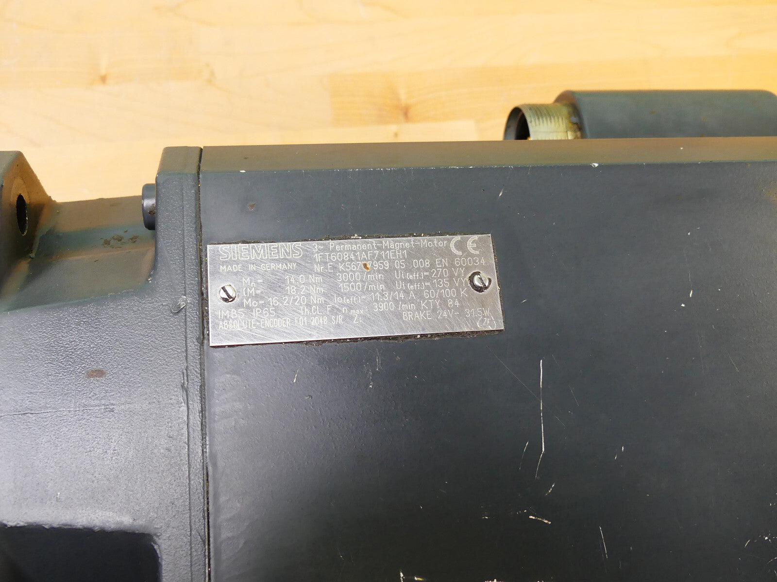 Siemens 3-Brushless Servomotor    1FT6084-1AF71-1EH1