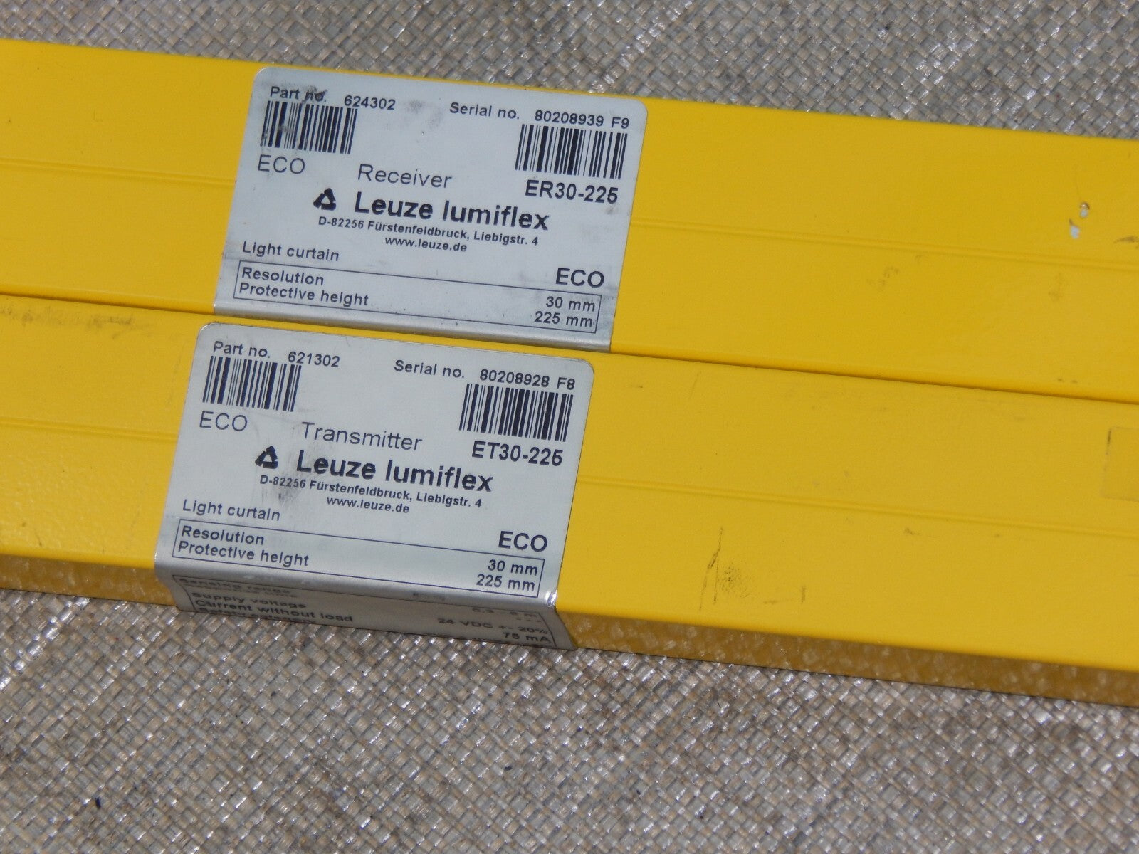 Leuze Lumiflex Receiver + Transmitter ET30-225 + ER30-225 used