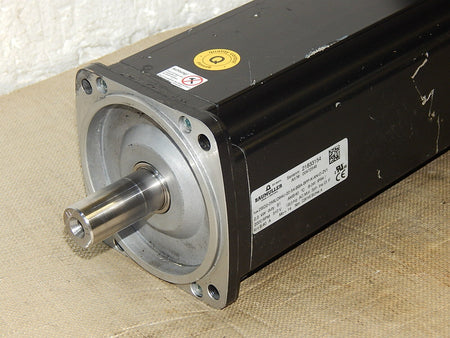 Baumüller DSD2-056LO64U-20-54-BBA-BPP-K-AN-O-ZV1 Servomotor used