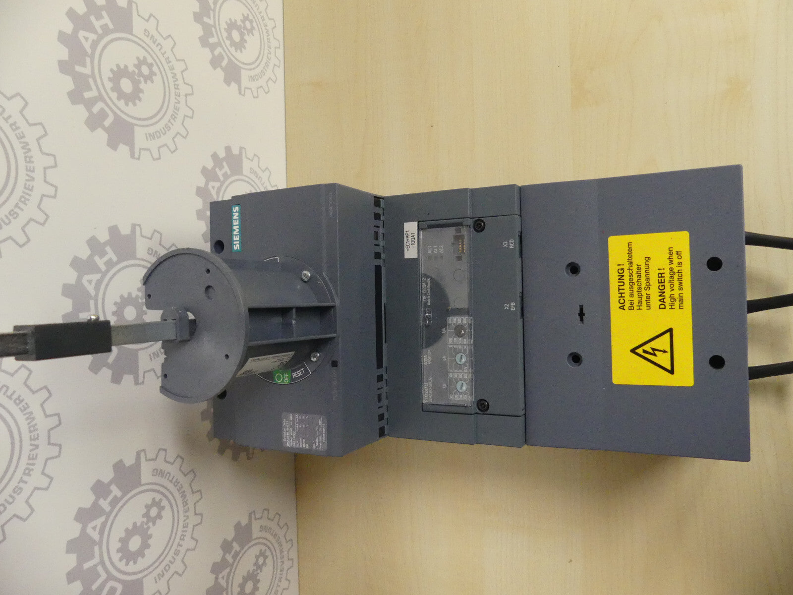 SIEMENS 3VA2340-5HL32-0AA0