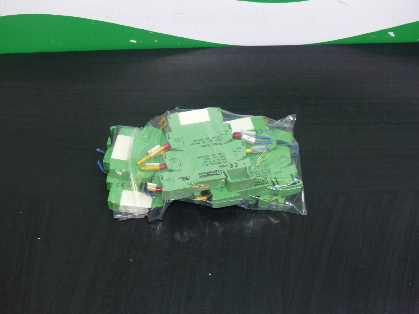 5x Phoenix Contact PLC-BSC-24DC/21-21