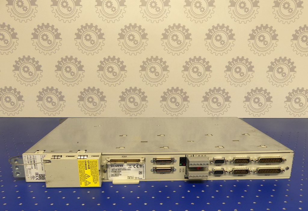 SIEMENS  6SN1123-1AB00-0BA2 + 6SN1118-0DM33-0AA1