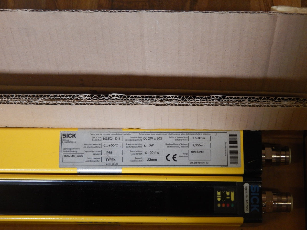 Sick 2x Lichtschranke MSLE02-15011