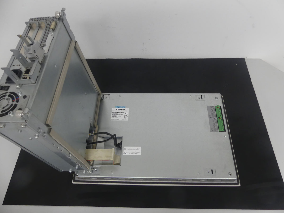 Siemens SIMATIC Panel PC 677B (AC) 15´´ Touch / A5E02486984 Panel A5E00899052