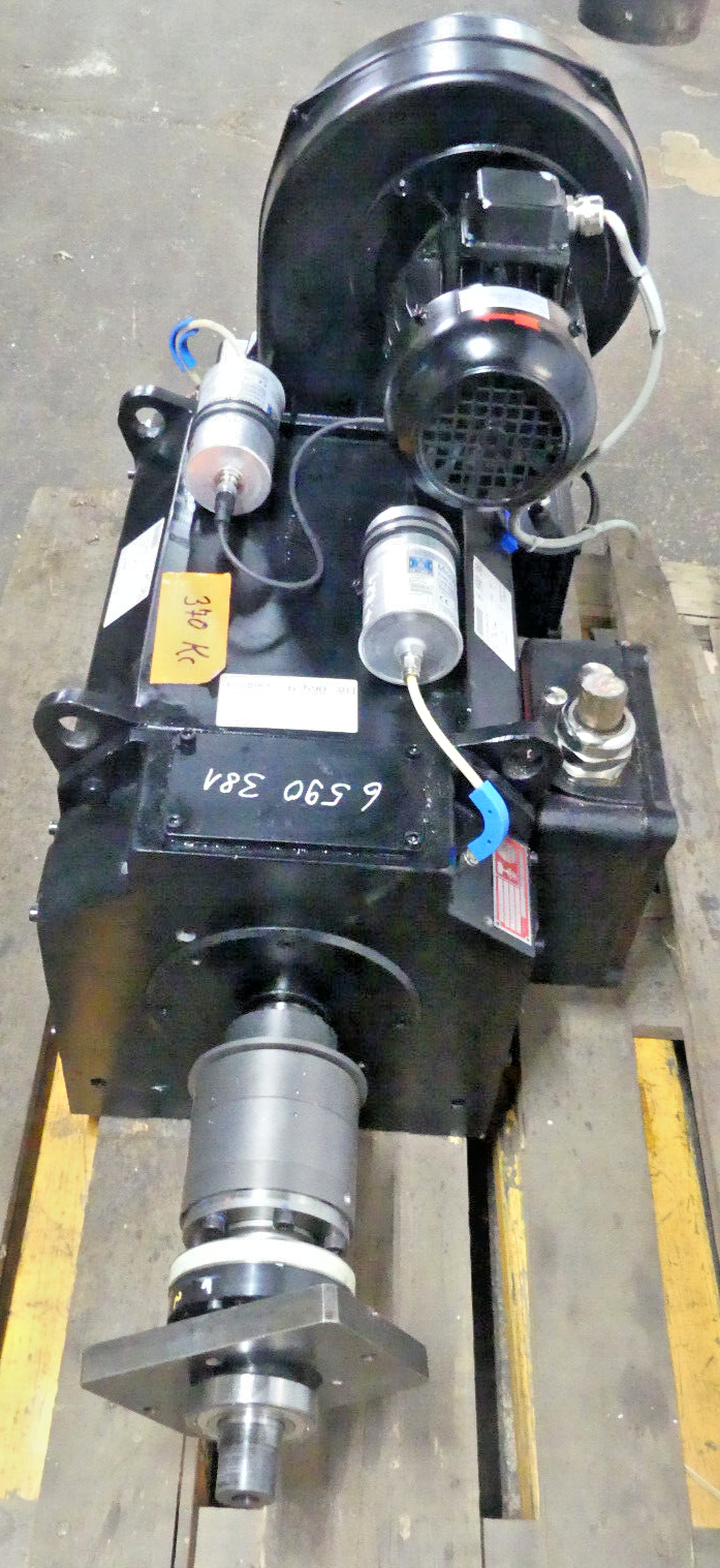 AKH asychron motor UHMD 162 2y-2