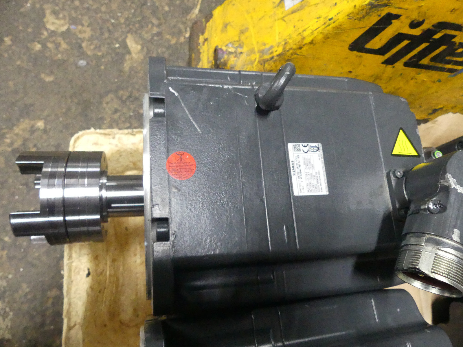 Siemens 3~Servomotor Motor  1FK7101-2AF71-1CH1