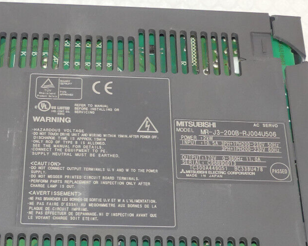 Mitsubishi MR-J3-200B-RJ004U506 Leicht  Beschädgit s.Bilder