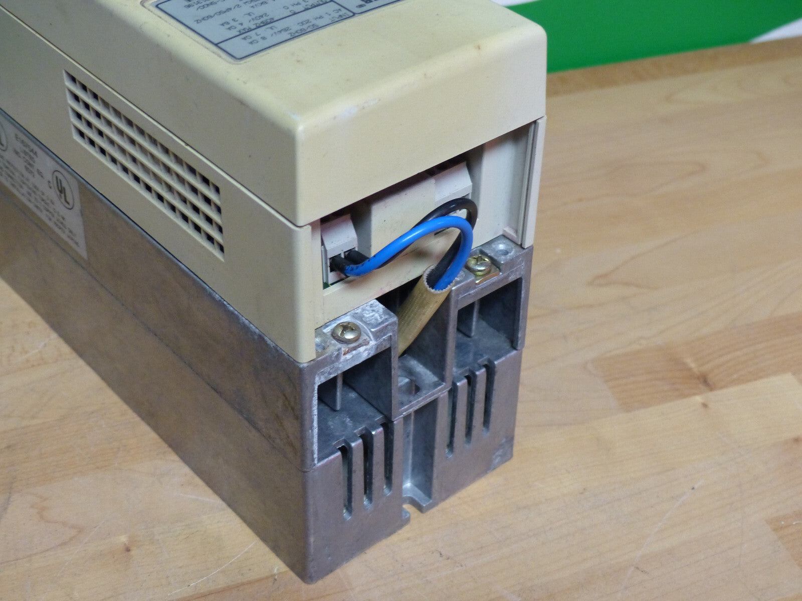 Flender Motox Drive E167544 Frequenzumrichter 1,6  KVA