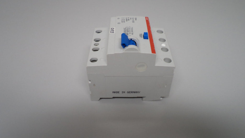 ABB F 204 A In 40 A /0.03A Schutzschalter