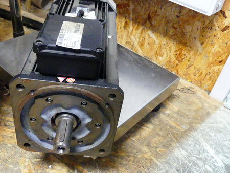 Lenze MCA 19S35-RS0P2-B28R-KS5F12N-R0SU  Neuwertig