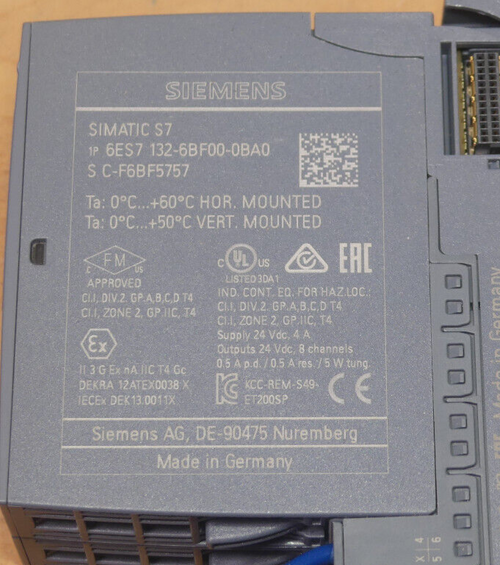 2X siemens 6ES7  132-6BF00-0BA0   6ES7 132-6BF00-0BA0