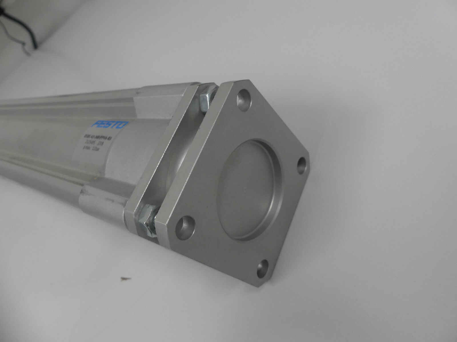 FESTO DSBC-63-300-PPVA-N3