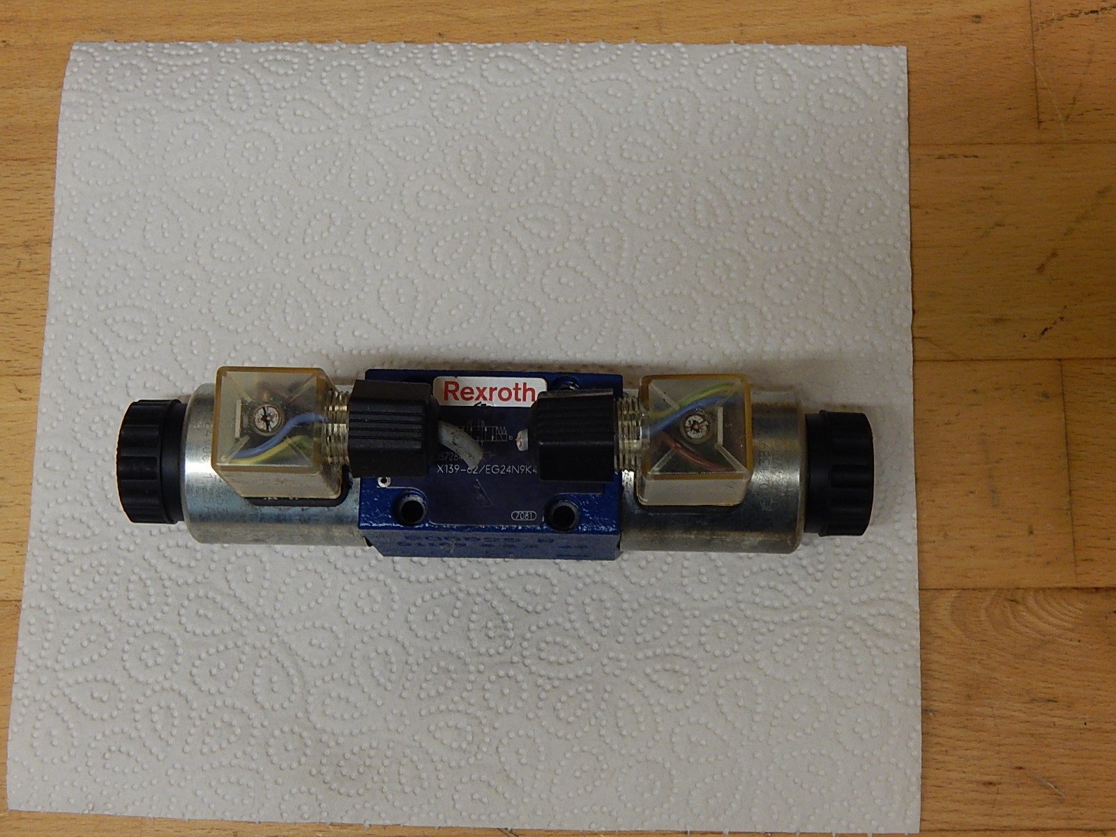 BOSCH REXROTH : 4WE 6 X139-62/EG24N9K4  SO9