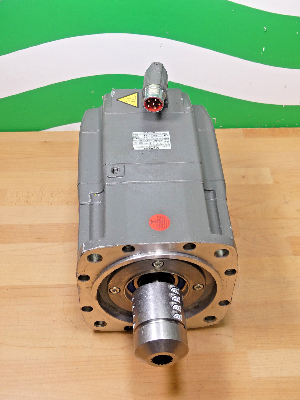 Siemens 1FK7083-2AF71-1CH0 Servomotor